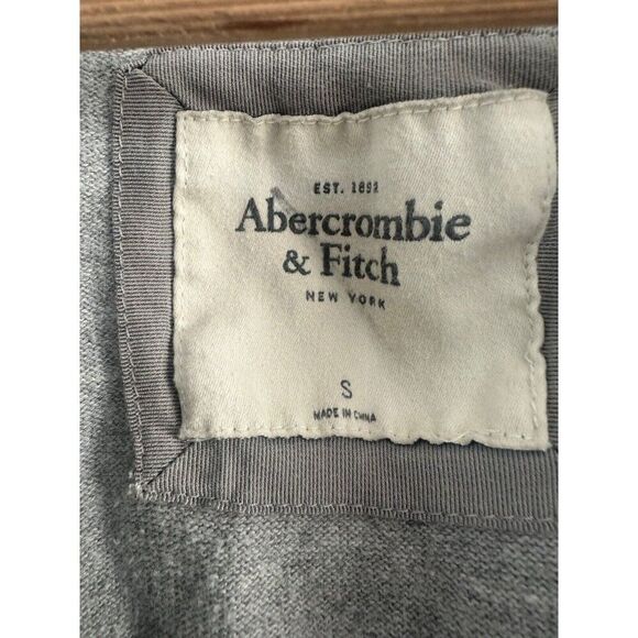 Vintage Abercrombie and Fitch Y2K Academia Preppy Patch Cardigan Women's Small - Picture 3 of 8